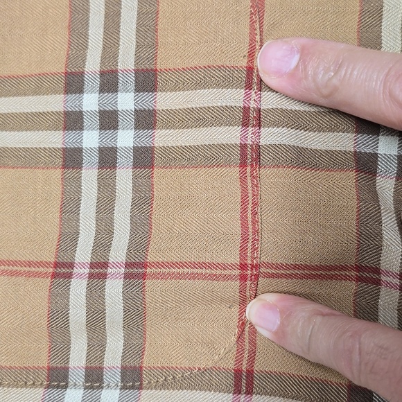 {Van Heusen} Men's Nova Check Plaid Button-down Shirt - Size XL - Picture 14 of 14